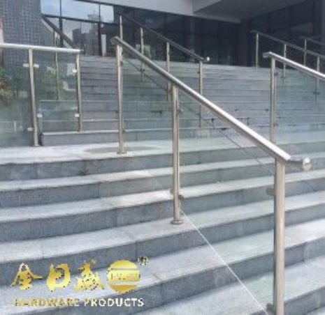 玻璃魚(yú)嘴夾戶外樓梯護(hù)欄